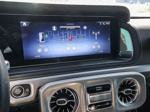 Used 2025 Mercedes-Benz G 550 image 40