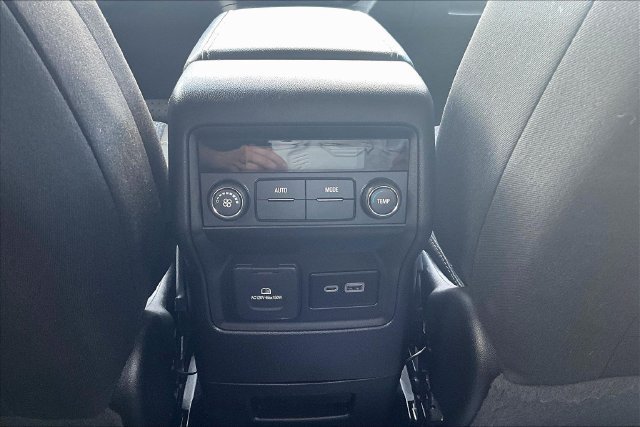 Used 2020 GMC Acadia SLE w/ Driver Convenience Package FWD image 11