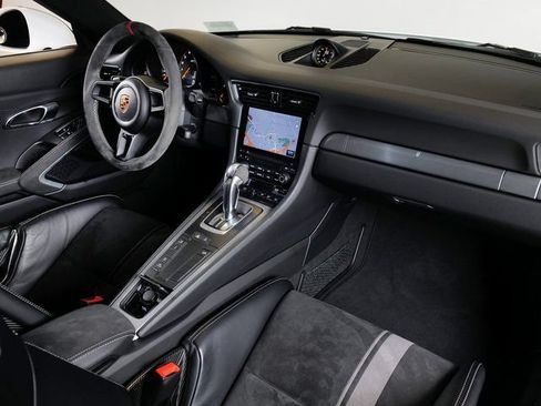 Certified 2018 Porsche 911 GT3 w/ Sport Chrono Package RWD image 13