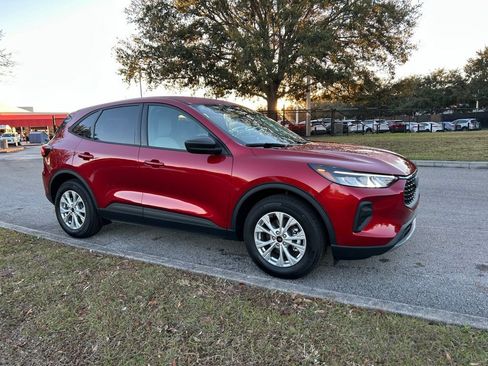 Used 2025 Ford Escape Active w/ Tech Pack #1 image 7