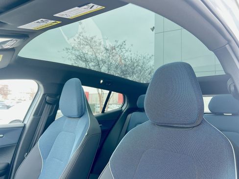 New 2025 Volvo EX30 Ultra w/ Protection Package Premier image 23