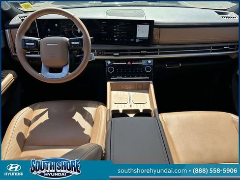Used 2024 Hyundai Santa Fe Limited AWD/4WD image 12