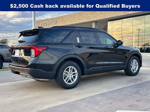 New 2026 Ford Explorer Active w/ Active Comfort Package image 32