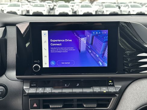 Certified 2025 Toyota Camry LE image 24