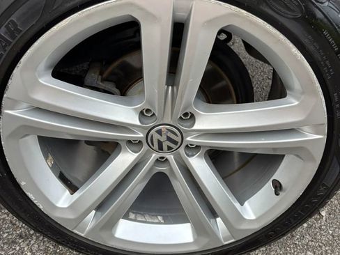 Used 2015 Volkswagen Tiguan R-Line AWD/4WD image 25