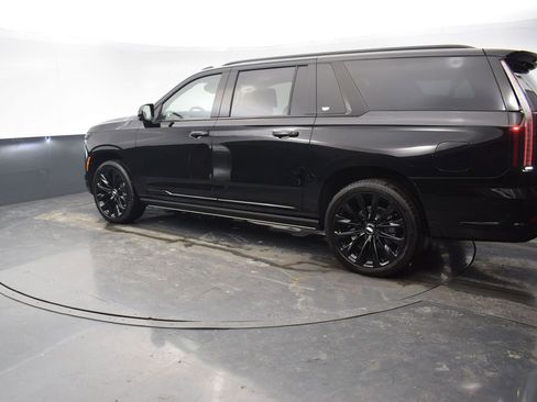 Certified 2026 Cadillac Escalade ESV Platinum Sport w/ LPO, ONYX Package image 4