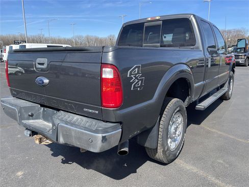 Used 2015 Ford F250 XLT w/ XLT Premium Package AWD/4WD image 6
