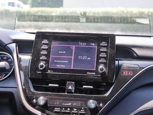 Used 2022 Toyota Camry LE FWD image 18