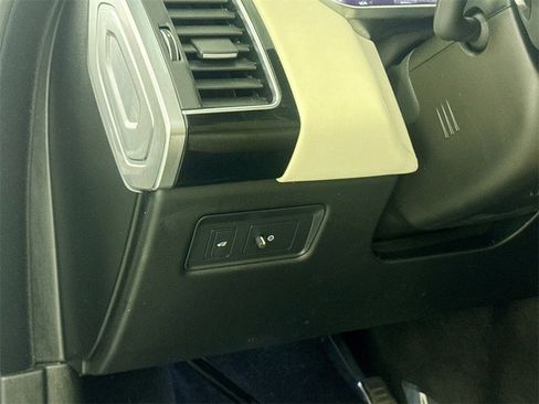 Used 2021 Land Rover Range Rover Sport HSE Silver Edition image 10