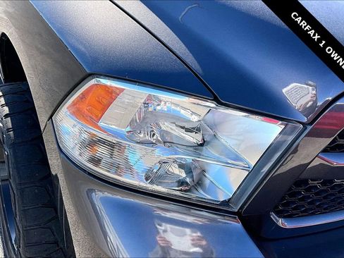 Used 2018 RAM 1500 Express image 30