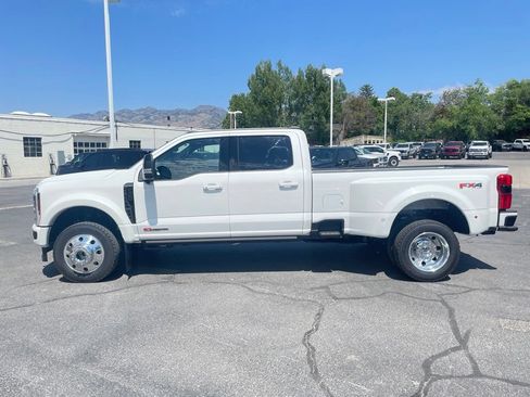 New 2026 Ford F450 Platinum w/ FX4 Off-Road Package AWD/4WD image 8