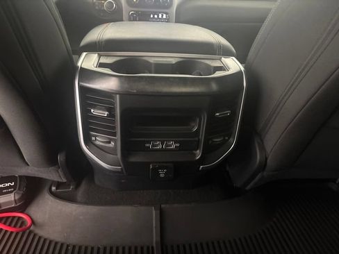 Used 2021 RAM 1500 Big Horn AWD/4WD image 17