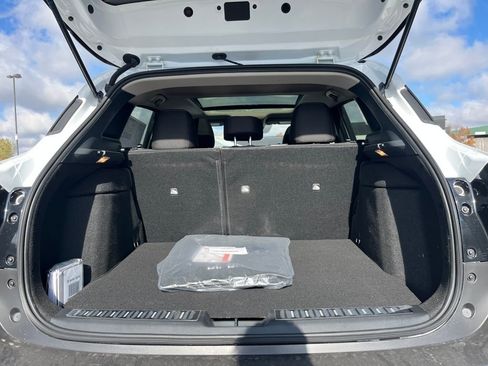 New 2026 Nissan Kicks SV w/ SV Premium Package image 33