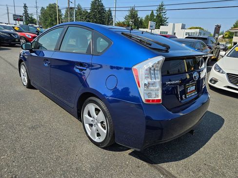 Used 2010 Toyota Prius Three FWD image 6