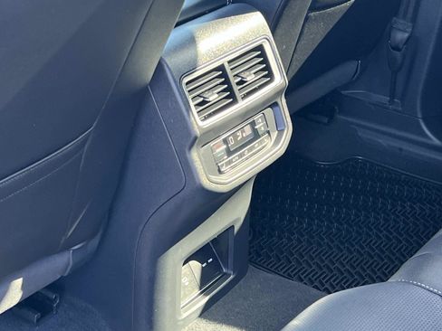 Certified 2025 Volkswagen Atlas SEL Premium R-Line AWD/4WD image 25