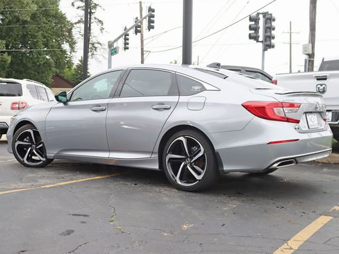 Used 2022 Honda Accord Sport image 10