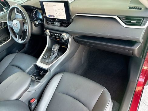 Certified 2023 Toyota RAV4 XLE Premium AWD/4WD image 17