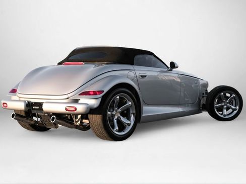 Used 2001 Chrysler Prowler image 6