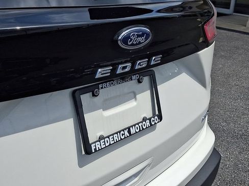 Certified 2024 Ford Edge SEL w/ Convenience Package AWD/4WD image 32