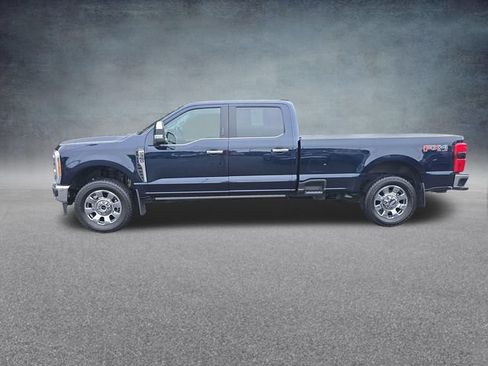 Certified 2023 Ford F350 Lariat w/ Lariat Ultimate Package AWD/4WD image 4