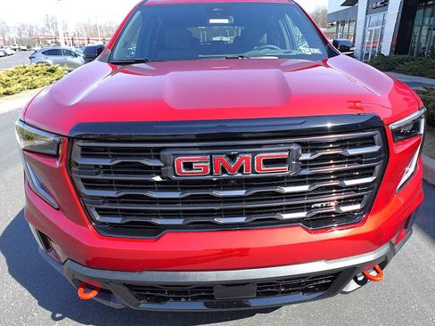 New 2025 GMC Acadia AT4 w/ Luxury Package AWD/4WD image 9