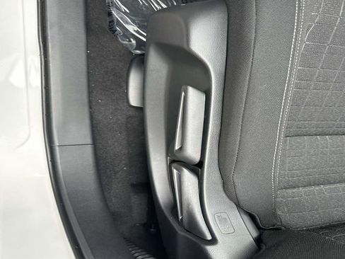 New 2026 Honda HR-V LX image 19