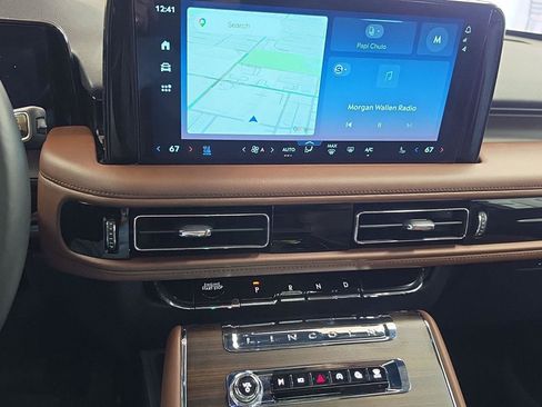 Certified 2025 Lincoln Aviator Reserve w/ Equipment Group 201A AWD/4WD image 10