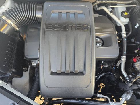 Used 2017 Chevrolet Equinox LS AWD/4WD image 60