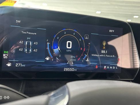 Used 2025 Chevrolet Equinox LT FWD image 27