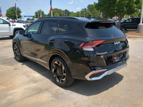 Certified 2024 Kia Sportage SX FWD image 6