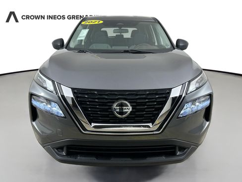 Used 2021 Nissan Rogue S FWD image 2
