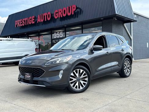 Used 2020 Ford Escape Titanium AWD/4WD image 20