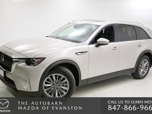 Used 2025 MAZDA CX-90 3.3 Turbo w/ Preferred Package image 3