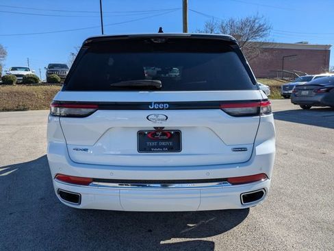 Used 2022 Jeep Grand Cherokee Overland w/ Luxury Tech Group IV image 5