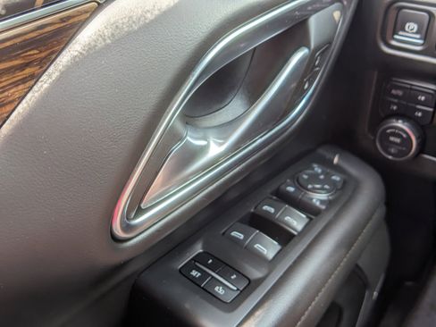 Used 2024 Chevrolet Tahoe High Country AWD/4WD image 27