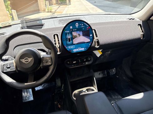 Used 2025 MINI Cooper Countryman S image 8