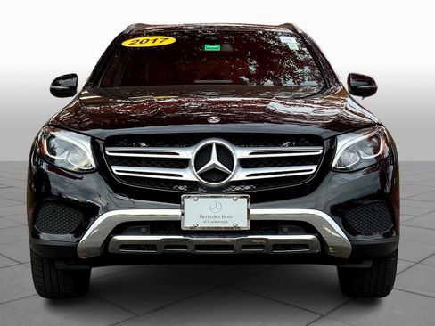 Used 2017 Mercedes-Benz GLC 300 4MATIC image 3