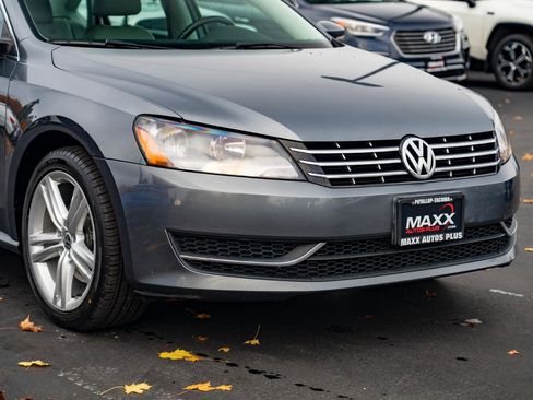 Used 2015 Volkswagen Passat TDI SE image 6