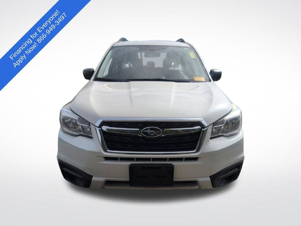 Used 2017 Subaru Forester 2.5i w/ Alloy Wheel Package AWD/4WD image 2