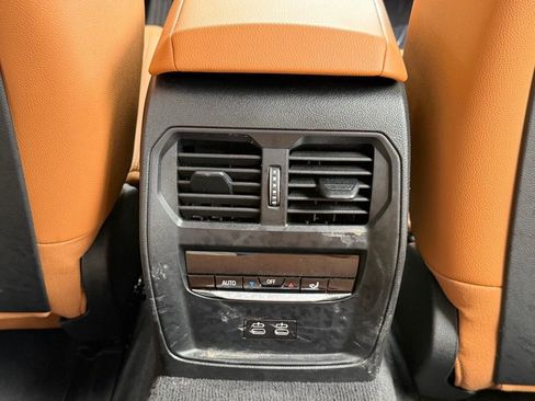 Used 2023 BMW i4 eDrive35 w/ Premium Package RWD image 51