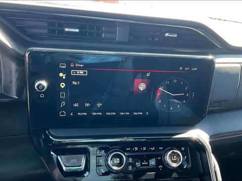 Used 2024 GMC Sierra 1500 AT4 w/ Technology Package image 21