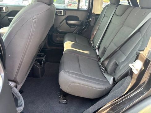 Used 2021 Jeep Wrangler Unlimited Sport AWD/4WD image 15