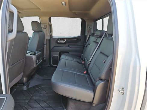 New 2026 Chevrolet Silverado 1500 RST w/ Redline Edition AWD/4WD image 16