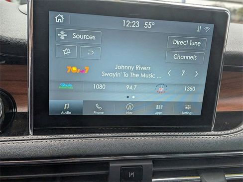 Used 2020 Lincoln Corsair Reserve w/ Equipment Group 201A image 21