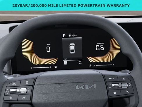 New 2025 Kia K4 LX image 21