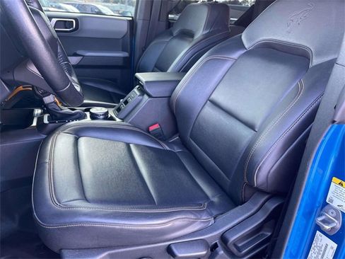 Used 2022 Ford Bronco Badlands image 31
