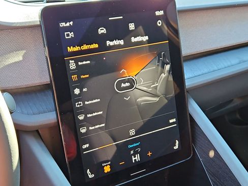 Used 2023 Polestar Polestar 2 w/ Pilot Pack image 21