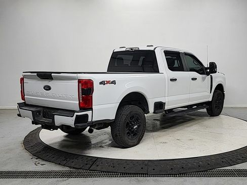 Used 2023 Ford F250 XL w/ STX Appearance Package AWD/4WD image 7