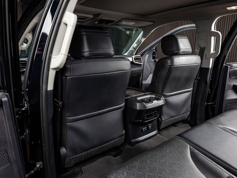 Used 2023 Toyota Sequoia Limited image 34