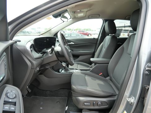 Used 2026 Buick Encore GX Preferred w/ Advanced Technology Package AWD/4WD image 4